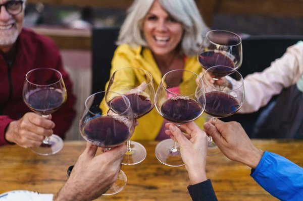 Come scegliere e personalizzare gli occhiali da vista per un look unico?