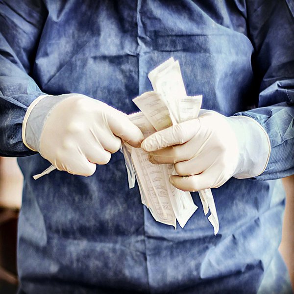 Come posso individuare le migliori opportunità di investimento in immobili in aree con elevato sviluppo turistico come la Sicilia?